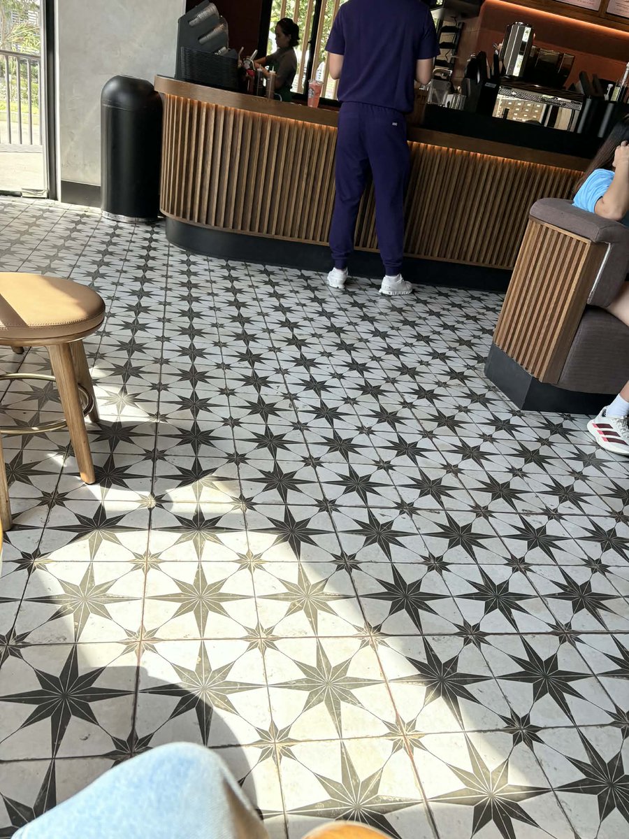 deussSDm tweet media