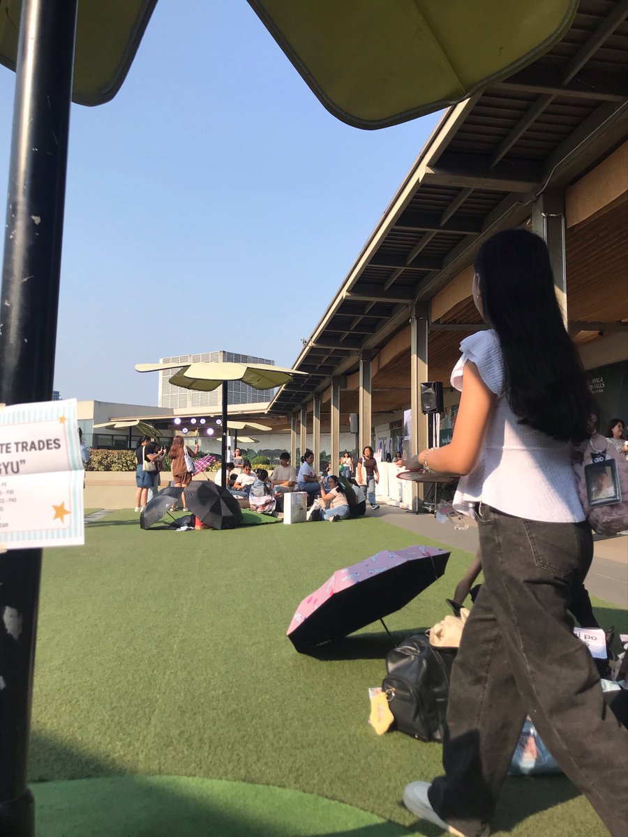 den 🎧 ⋆˚꩜｡ tweet media