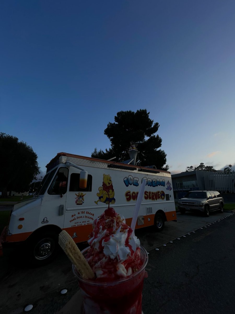 🐮 ︎ tweet media