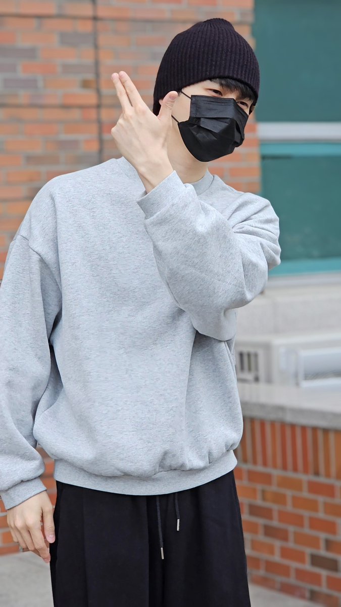 시코릿나잍 tweet media