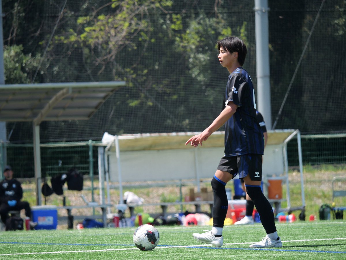 GAMBA_OFFICIAL's tweet photo. ／
#ガンバ大阪ユース 試合結果🔵⚫️
ホーム開幕戦を3得点で白星スタート✨
＼

🏆 #高円宮U18 プレミアリーグ 2026 WEST 第2節
🗓️4/12(日) 11:00
🆚大津高校
🔢3-1(2-0.1-1)
⚽️#岡本新大 
⚽️#安井司　
⚽️#嶋岡陽大 

引き続き、応援をよろしくお願いします🔥

📝選手コメントはこちら
https://t.co/idVM8PMMEz

✅大会情報はこちら
https://t.co/bLfzZFRbxp

#ガンバ大阪 #GAMBAOSAKA