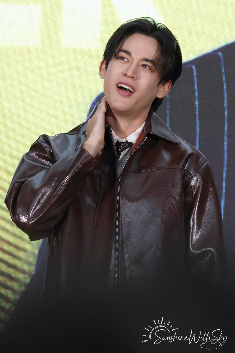 ☀️✨☁️ tweet media