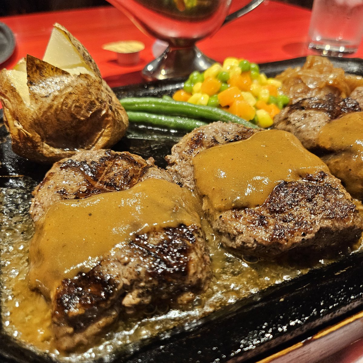 ギンクル tweet media