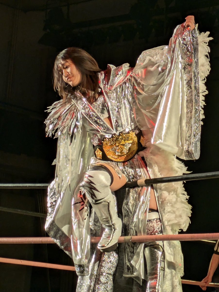 なで なでろう tweet media