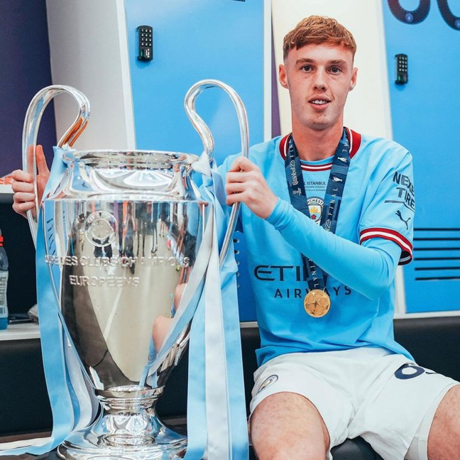 goalsside's tweet image. 🔙🗣️ Cole Palmer on what he did with his Manchester City treble medals:

“I give them to my mum, I wanted to restock. Clear them out so I can stock up again.” 🥶