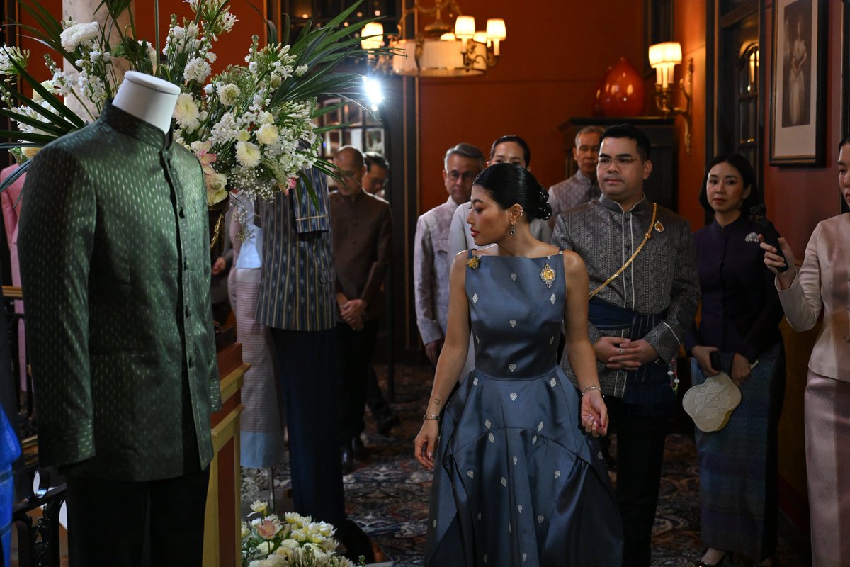 Mono News tweet media