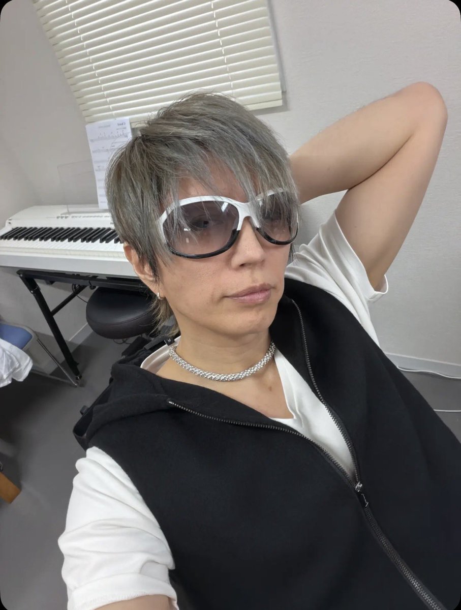 angelique🌙saw gackt❤️‍🩹 tweet media