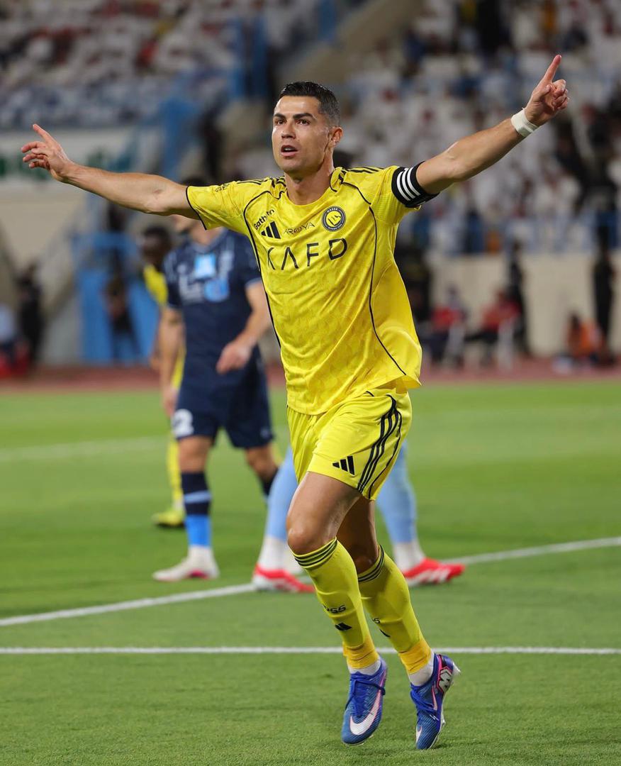 Balomike0 tweet media