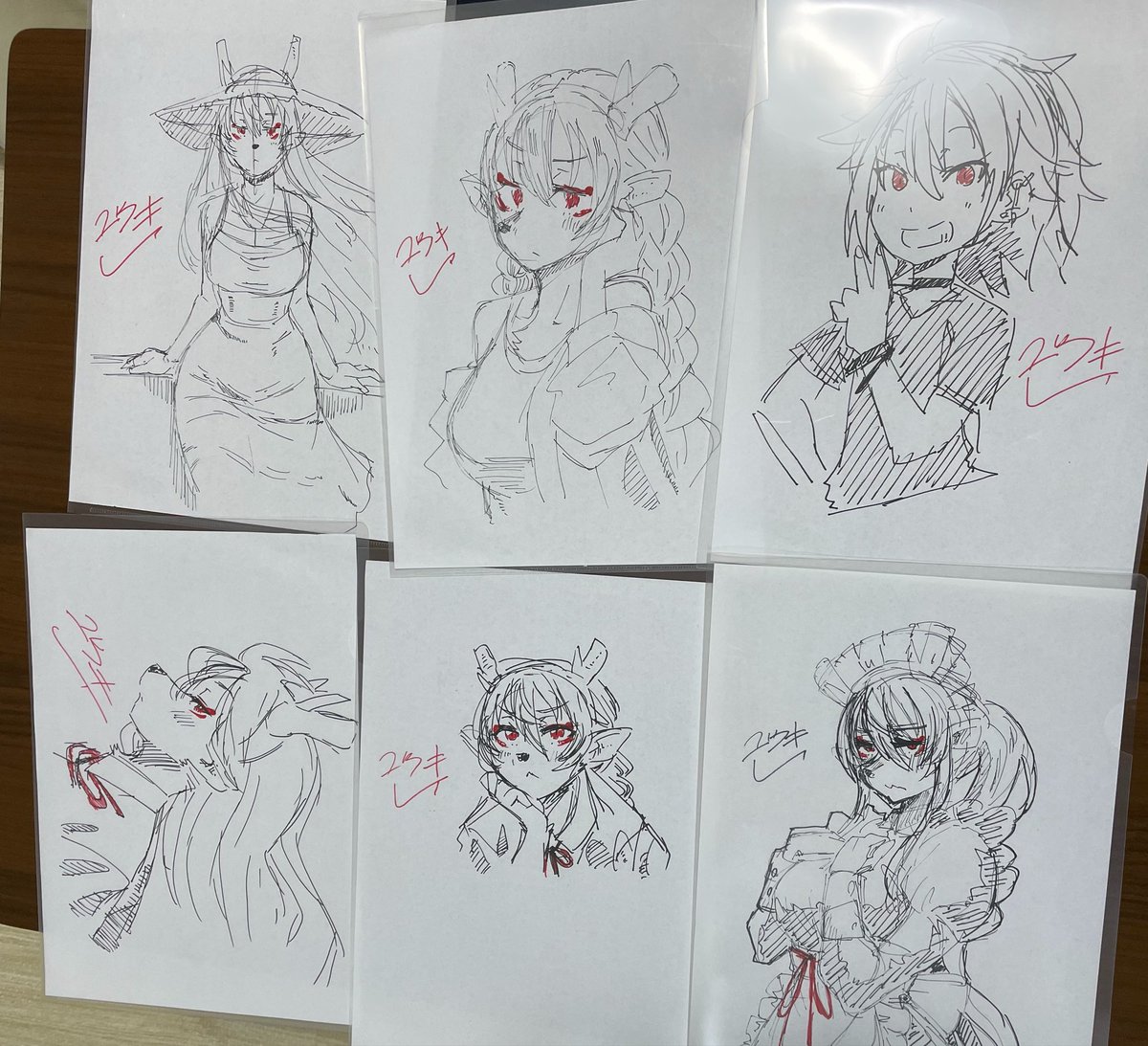 書店サイン色紙用の写し用ラフたち、クリアファイルに入れて持っていきます✌︎('ω')✌︎ 