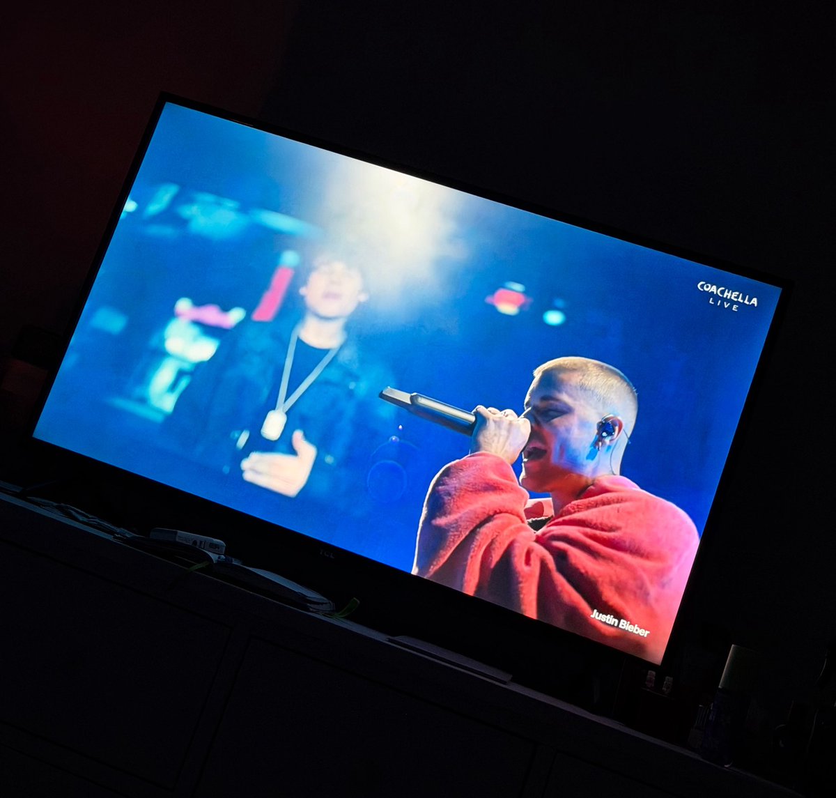 bees ๐ tweet media