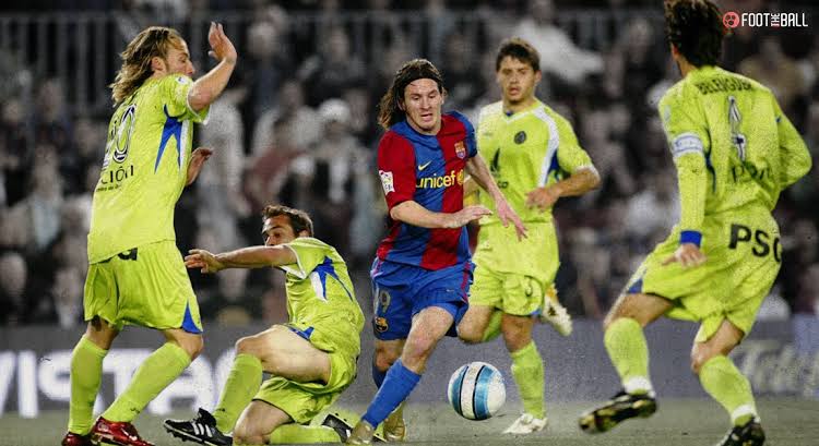 Cyril💙❤️ tweet media