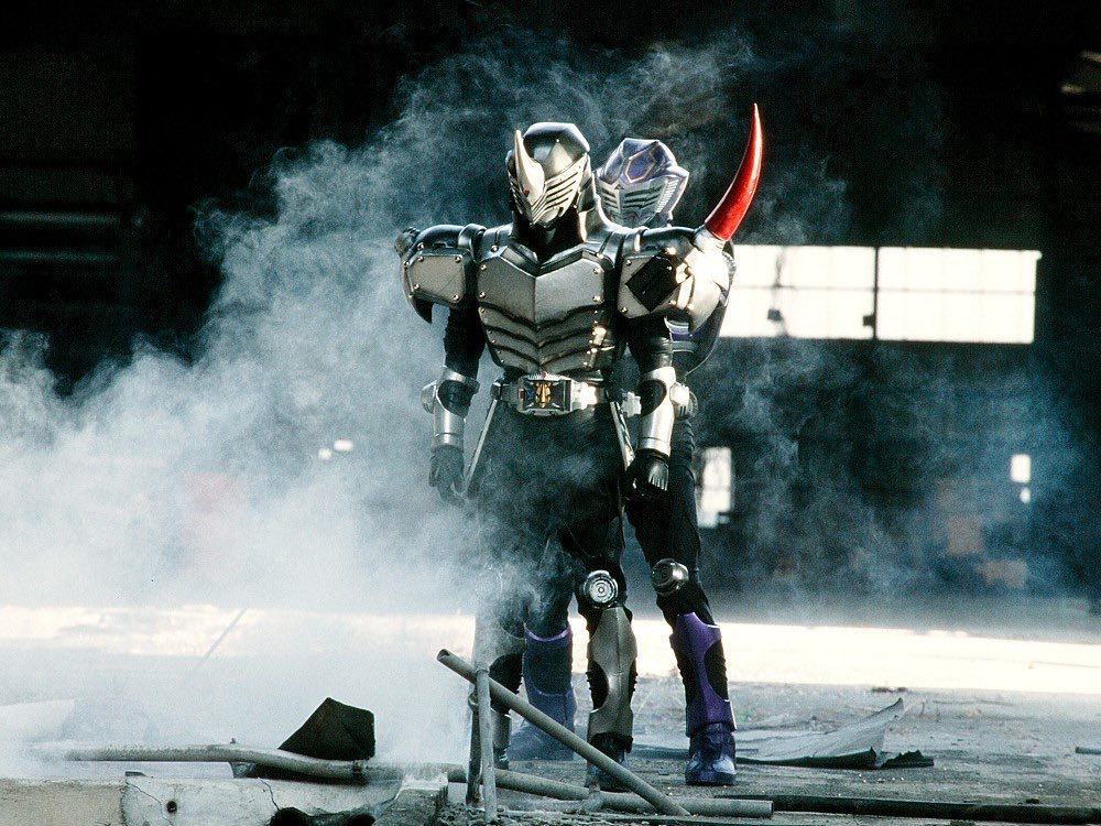 オレっちスイッチワンパンチ硝子のエボルコブラファントムスズミ tweet media