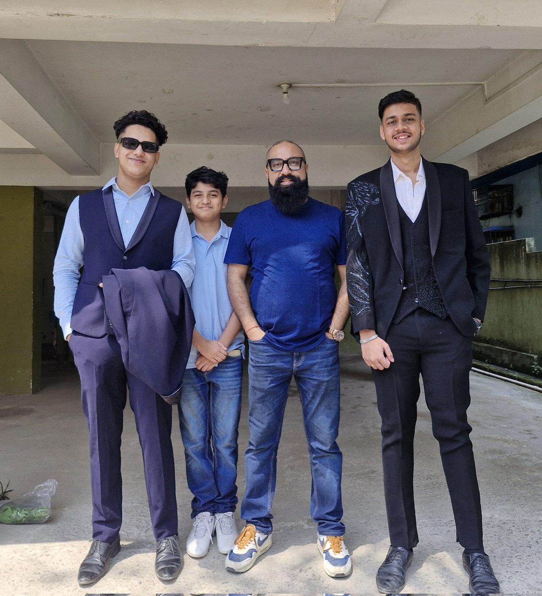 mriganka_dr's tweet image. #GenZ ... #genalpha ... Everyone needs the older generation to guide them ..