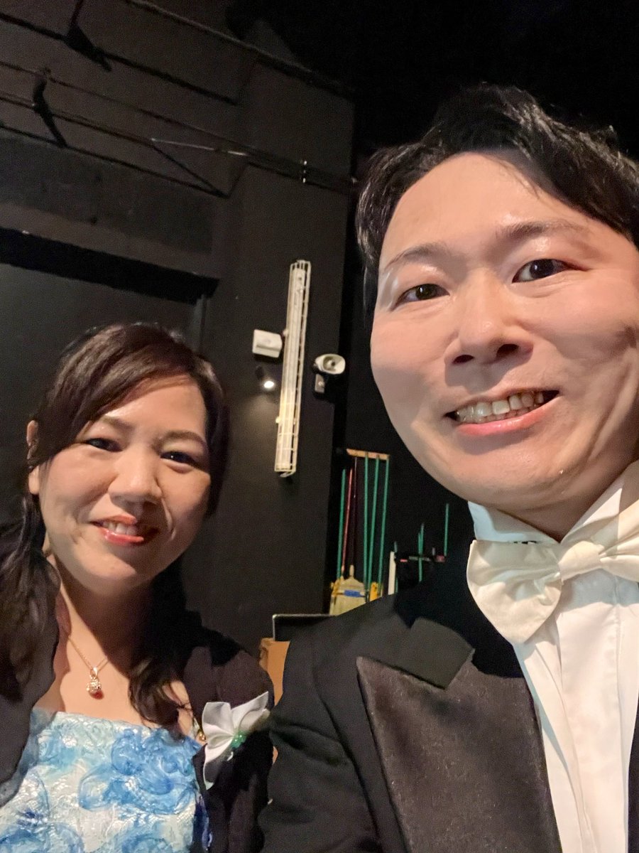 Ashibuyaob's tweet photo. 昨日ご一緒したゲストのお二人、
(@nozawakanae  @HarpKimama )コンサートミストレスさんのわかせさんと。
CRIEDの皆さんとはタイミング合わず撮れなかったのが残念…😭
皆さん素敵な演奏を本当にありがとうございました👏
 #アスオケ https://t.co/bmPIyXMnEu