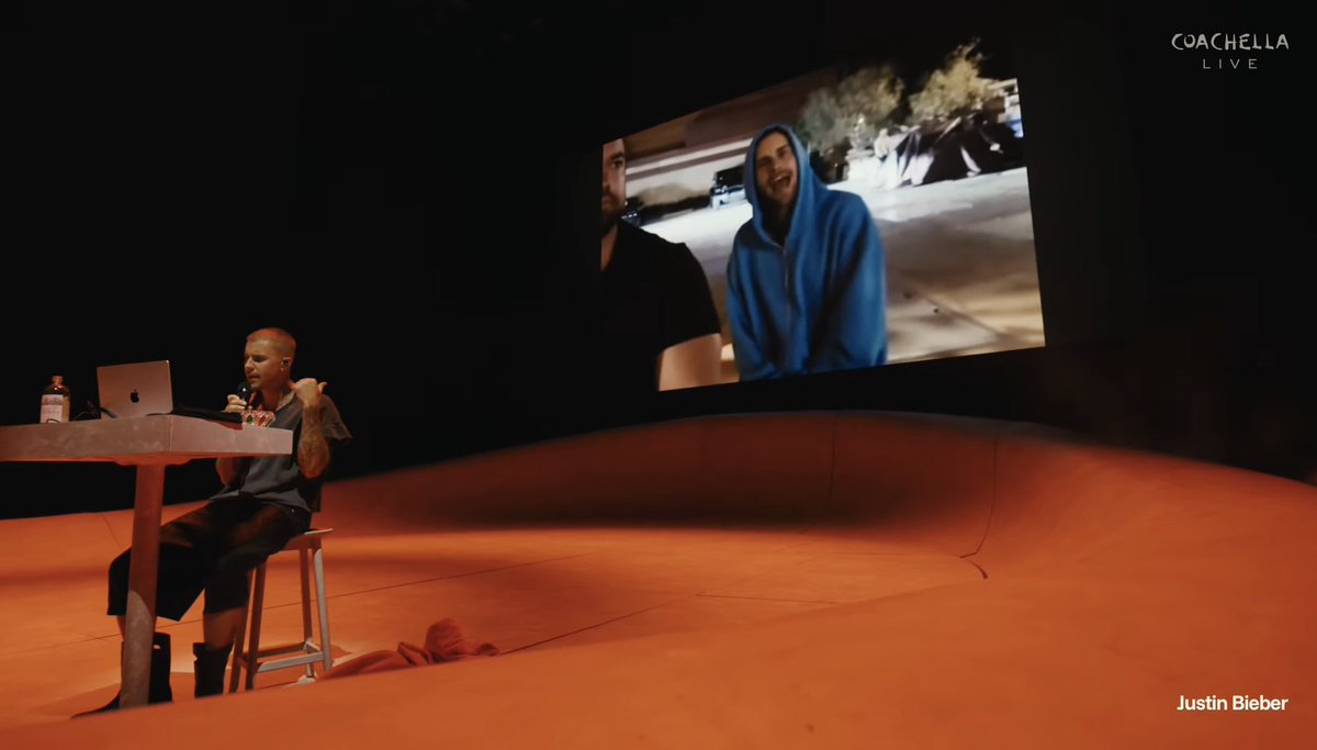 What the fuck even is Coachella, we letting anybody headline atp… #Coachella #bieberchella