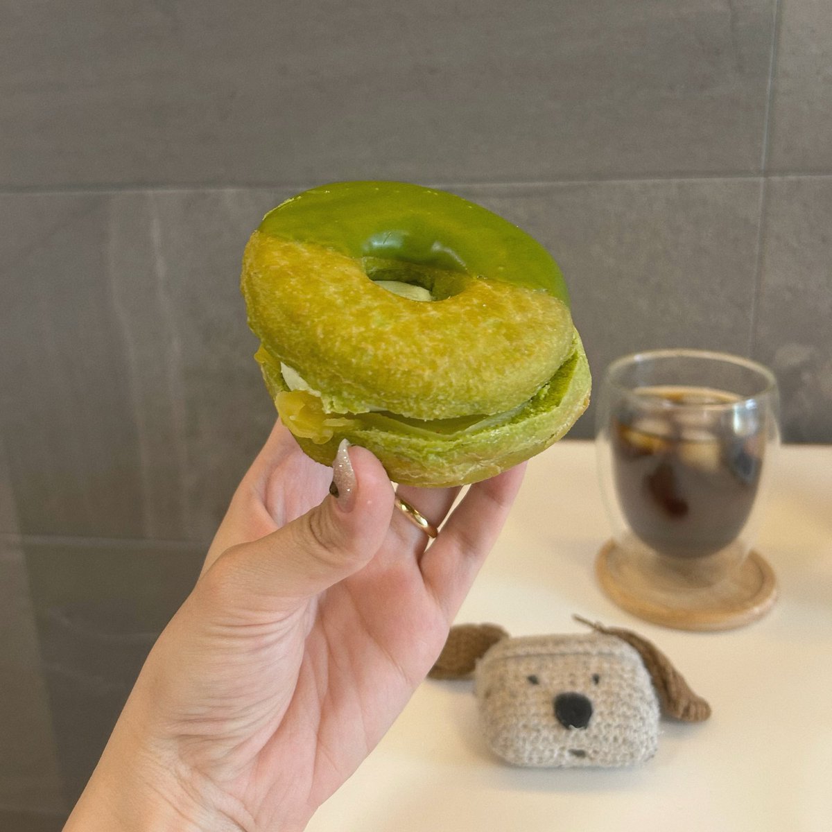 moetsaito's tweet photo. １日1ドーナツの決まりなのです https://t.co/tTHaYVffYp
