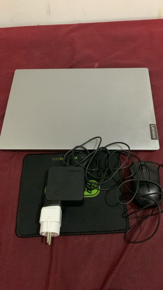 𝐇𝐚𝐫𝐢. tweet media