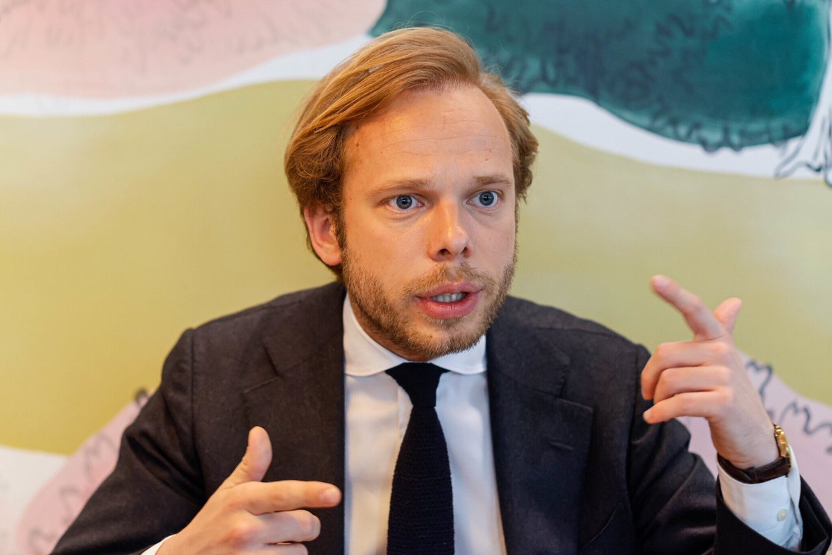 Le Parisien tweet media