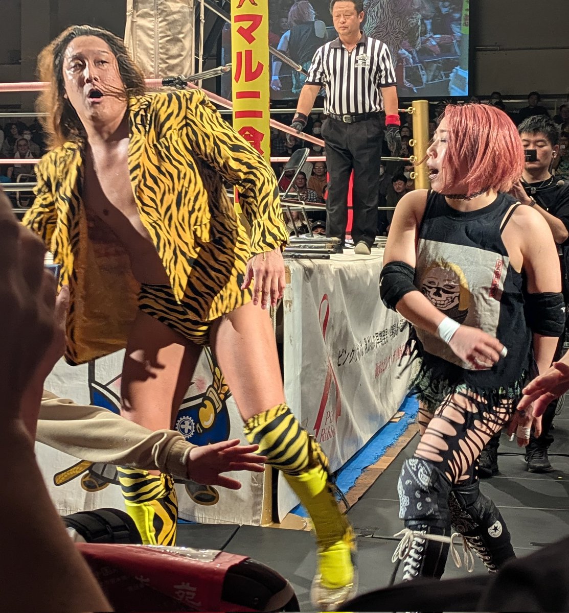 なで なでろう tweet media