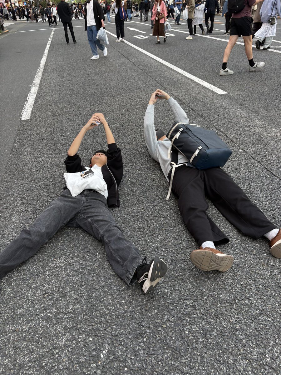 ごペんなさい！ tweet media