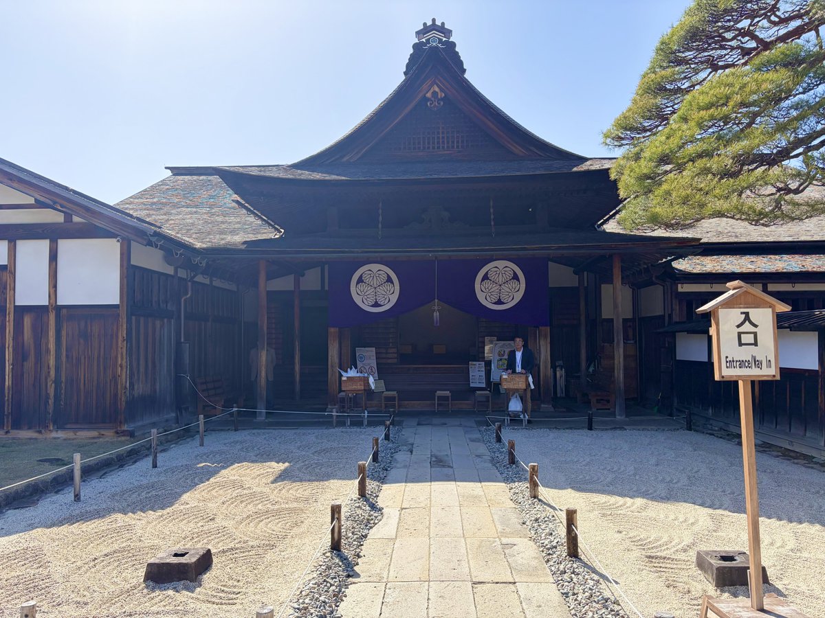 こあみん tweet media