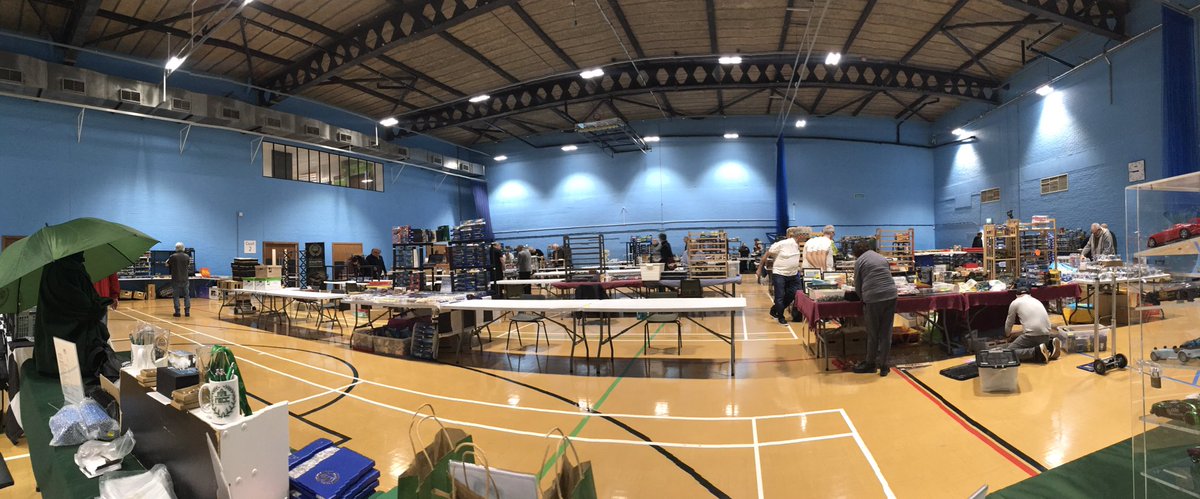 NatScalextric's tweet photo. We’re getting setup at Leatherhead Leisure Centre for a fun filled day of slotiness https://t.co/TP5xT9RV9i