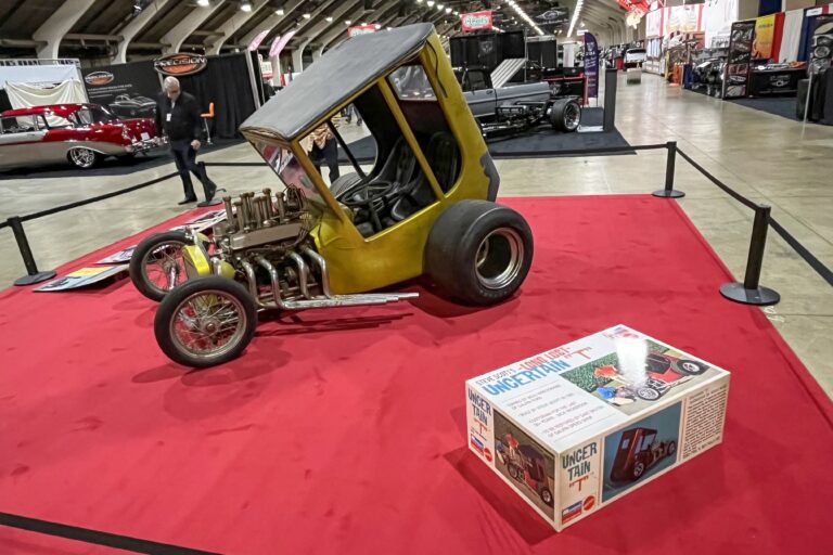 ホットウィールの新作の「Uncertain-T」、実は実車がちゃんとあるれっきとした60年代のクラシックホッドロッドで、色んなショーに出された後、長らく行方不明になっていたけど2023年に再発見されてレストアされた1台。
ある意味ホットウィールの原点に立ち返る歴史的な車である。
#ホットウィール