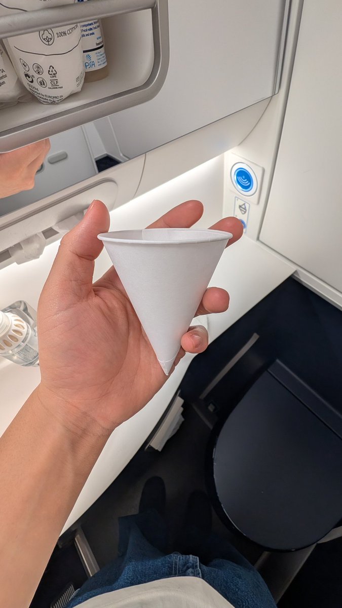 あきとんとん【縦型授業の人】 tweet media