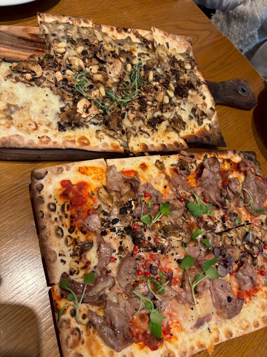 シャー tweet media