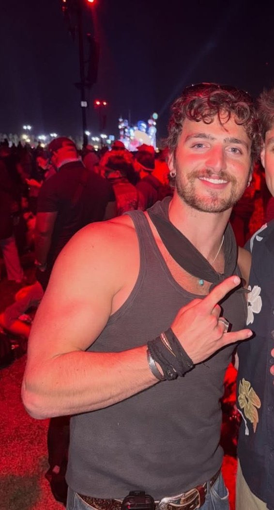 Buzzing Pop tweet media