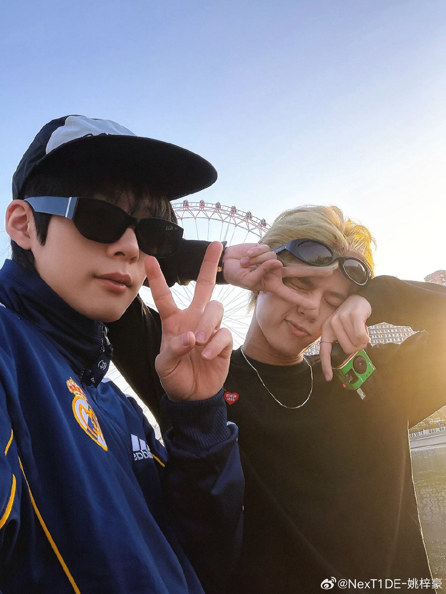 yamaanpan's tweet photo. จี๊ดลงรูปคู่รัวๆ เหมือนแก้เผ็ดที่แม่ชอบชงเลิก(รอบที่ล้าน)
เมื่อวานพี่แชมป์มาลงรูปคู่ออเดิร์ฟไปหนึ่ง วันนี้ชีจ๋ากลับมาทำหน้าที่เสิร์ฟละ 555555555555555
แล้วแม่จะทันชงเลิกได้ยังไง หนูมาอวดกันทั้งเสียง ทั้งข้อความ ทั้งรูป ทุกวันเลย 😭😭😭 https://t.co/1okFEsKeJ7