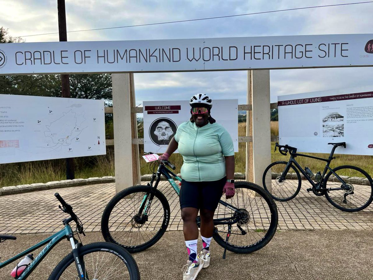 eZamantungwa tweet media