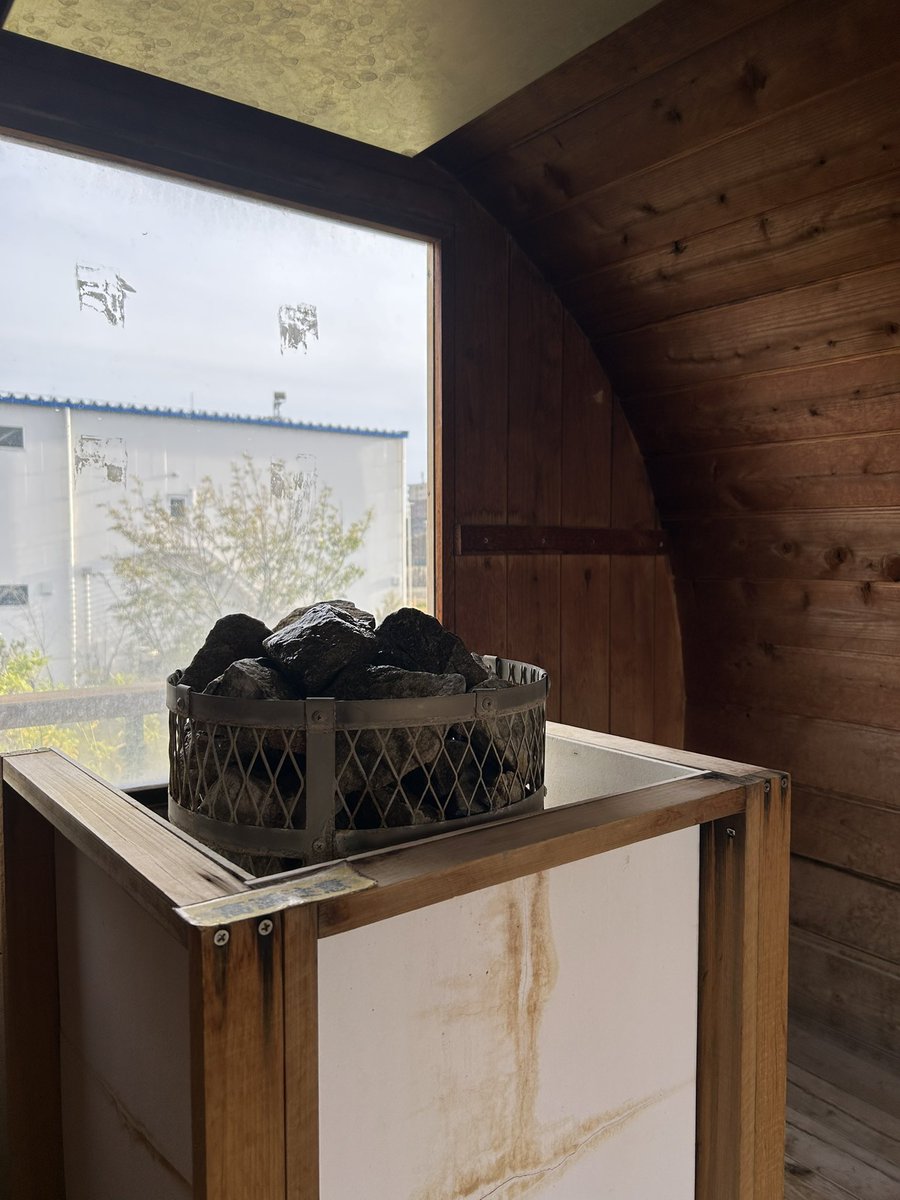 いぜっと tweet media