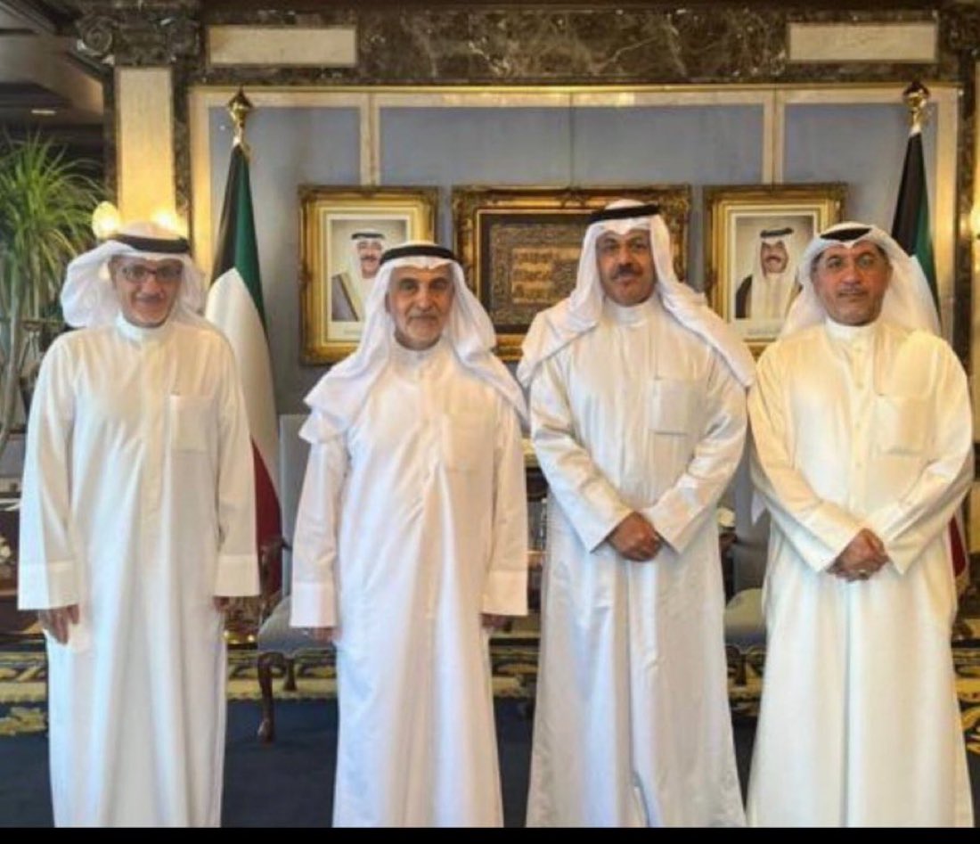 🇰🇼 بووووزوووو tweet media