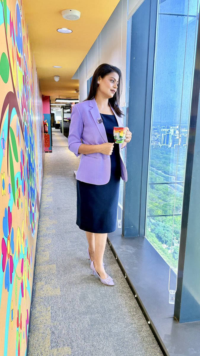 anchorjaya's tweet image. Happy Sunday 🌼

#sunday #newpost #anchor #news18