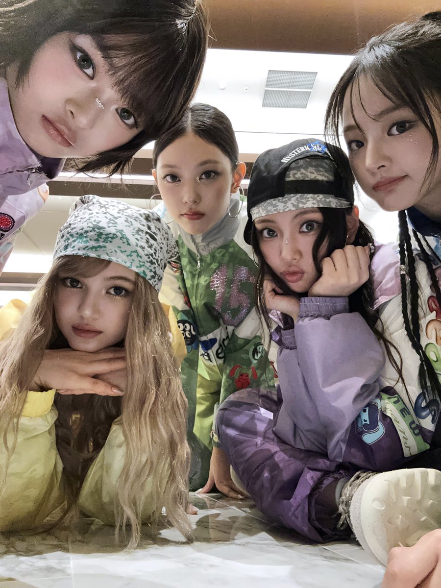 존 제임스 커머트린 tweet media