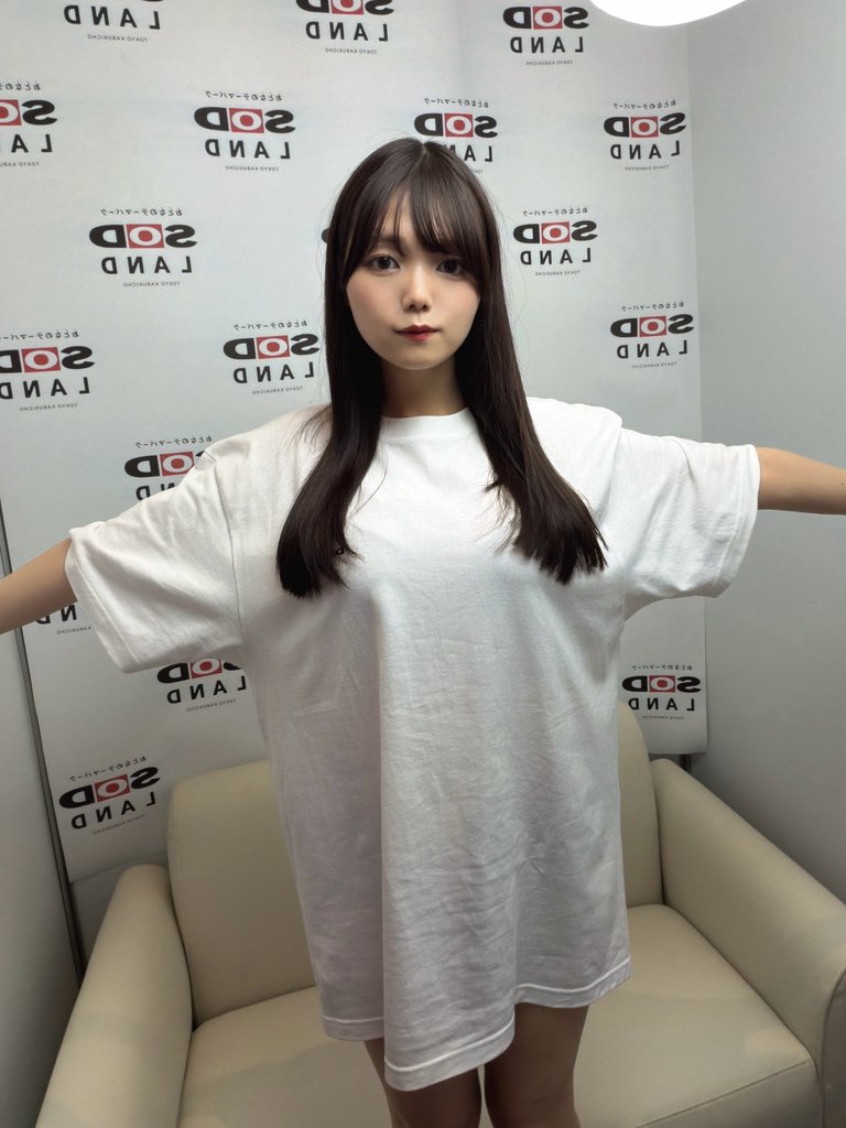 こあくまつなが tweet media