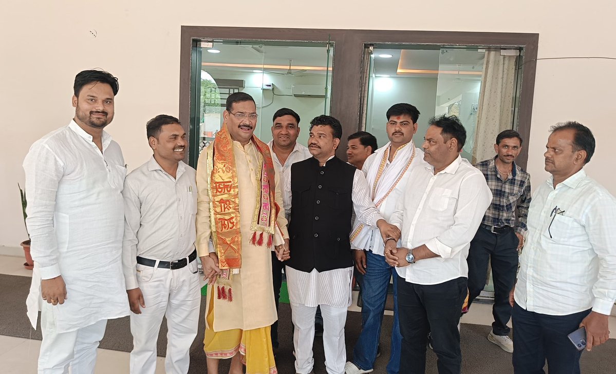 Gyadeen Rajak Datia (M.P.) 👏✍️🌹 tweet media