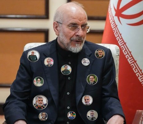 موژی tweet media