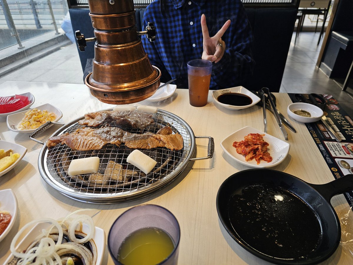 새아저씨🦅뱅 tweet media