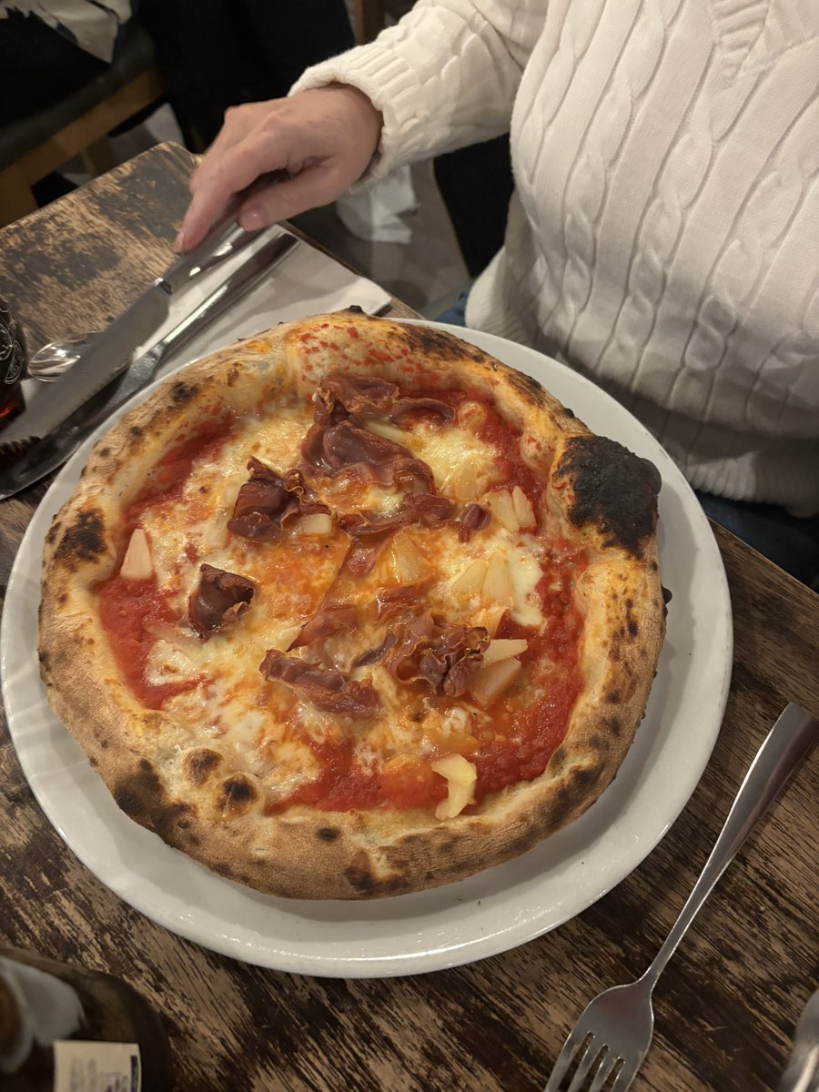 mikeygreen68's tweet image. Fabulous Dinner @PizzeriaCardiff with my Lovely Wife &amp;amp; friends The Jacksons fabulous service as always from Antonio the team as always @PalladinoMarc #LivinOurBestLife #MakingMemories  #GoodTimes #Blessed #Grateful #PreciousTimes #LovinLife #LivinLife #OneLife #LivinTheDream ❤️🙏