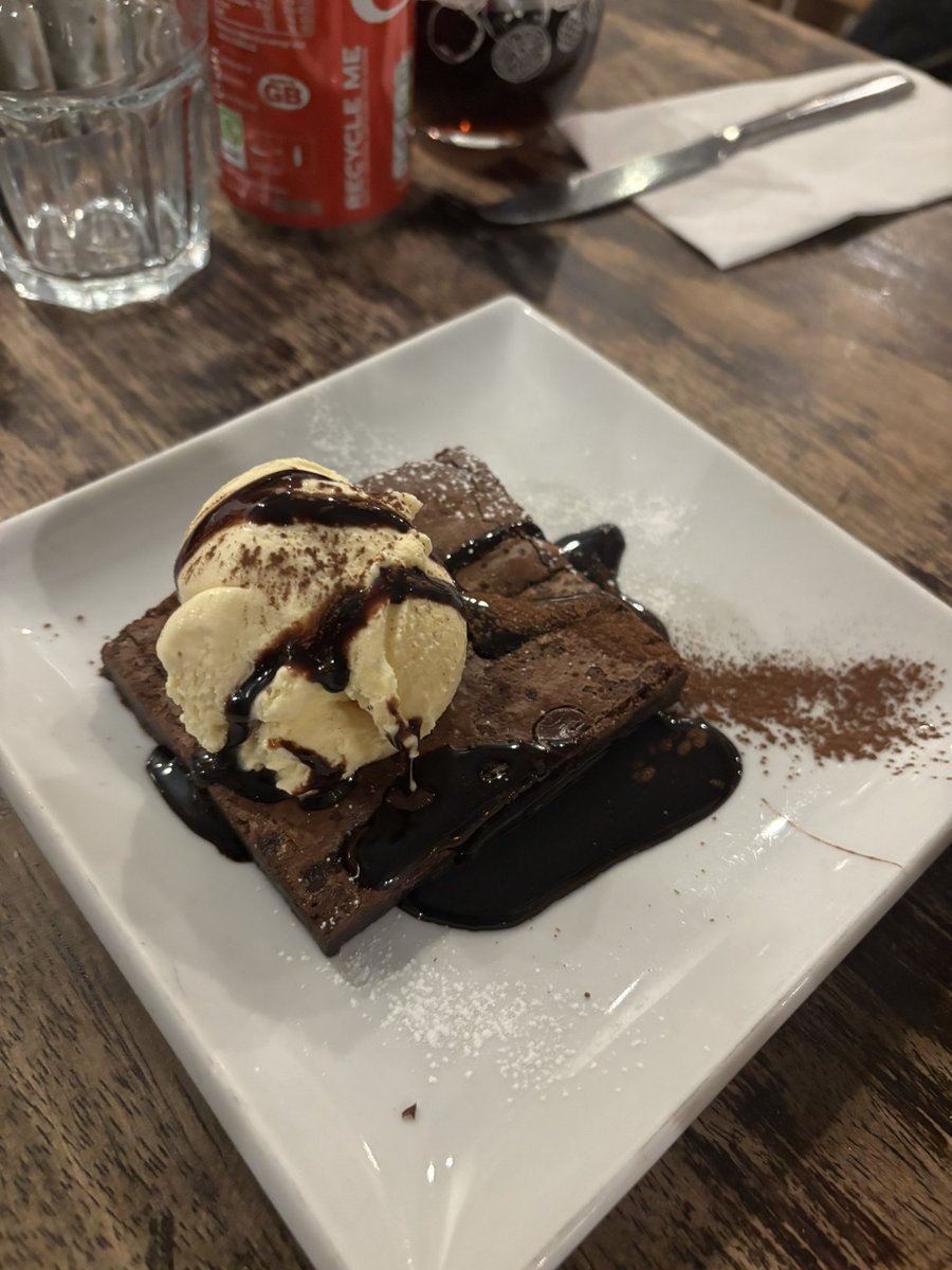 mikeygreen68's tweet image. Fabulous Dinner @PizzeriaCardiff with my Lovely Wife &amp;amp; friends The Jacksons fabulous service as always from Antonio the team as always @PalladinoMarc #LivinOurBestLife #MakingMemories  #GoodTimes #Blessed #Grateful #PreciousTimes #LovinLife #LivinLife #OneLife #LivinTheDream ❤️🙏