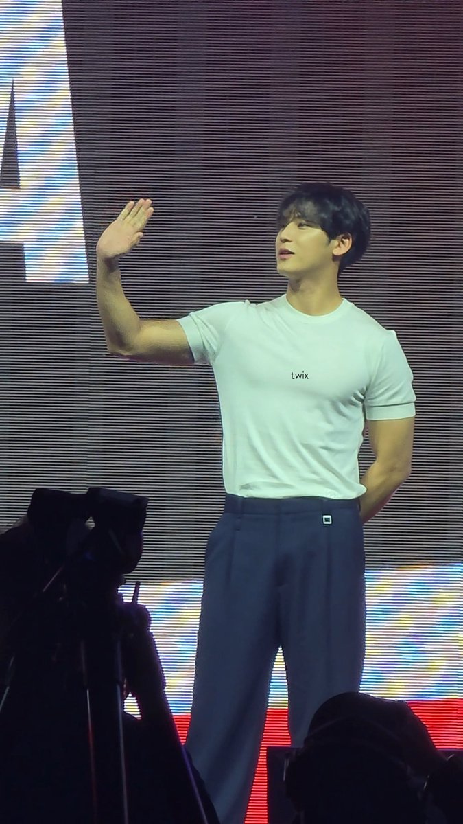 twix | 🛋️ tweet media