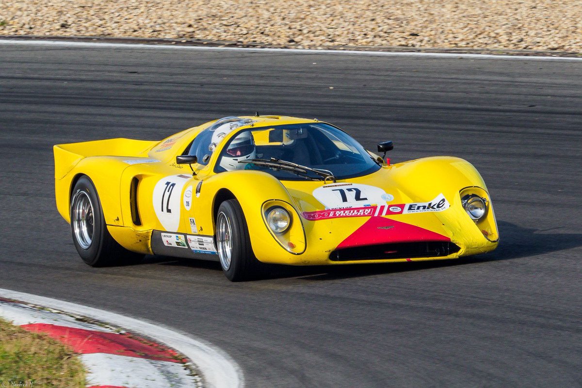 Retromania4ever's tweet image. #Chevron B16 💛