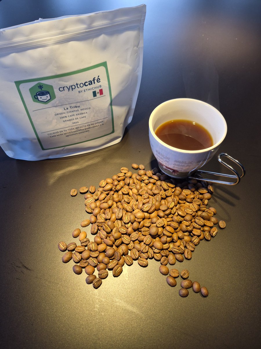 banqu3ros's tweet photo. Hoy toca desayunar con el mejor café del mundo @EthicHub https://t.co/svzZyr7xxM
