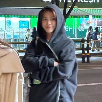 en εїɞ tweet media