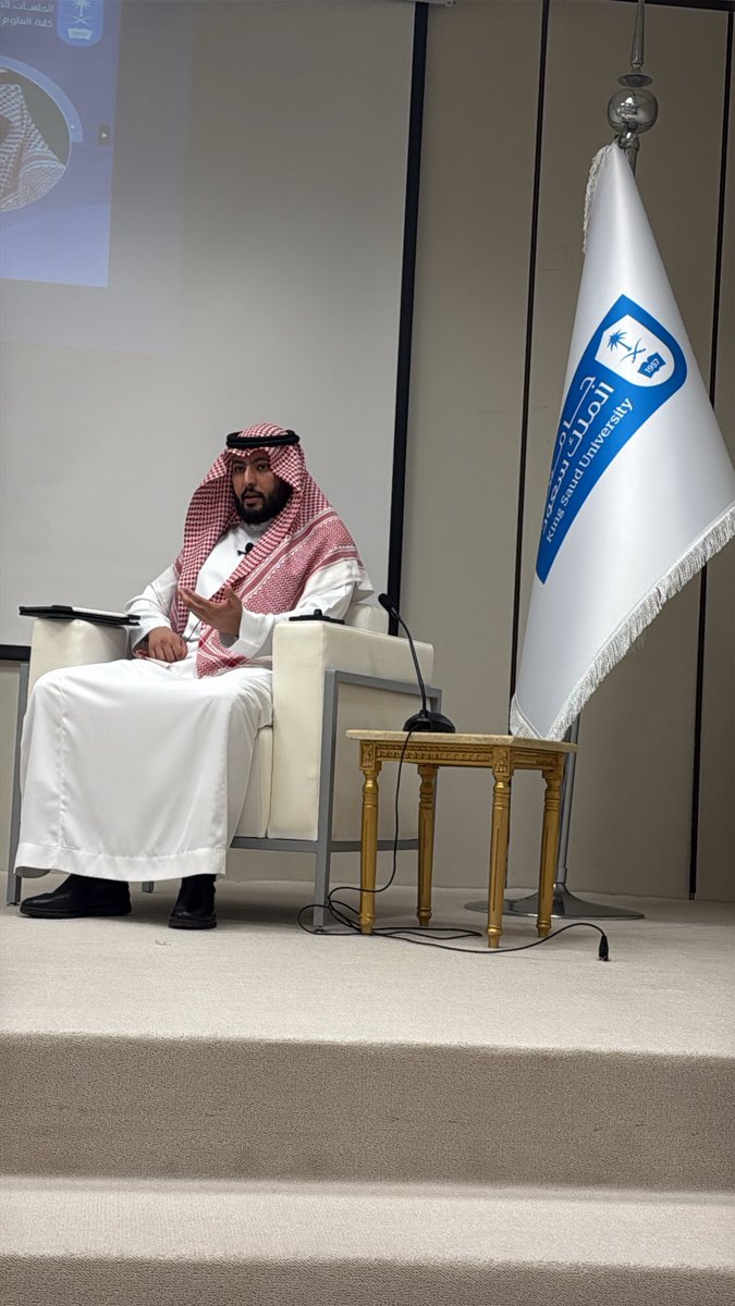 فهد بن عبدالعزيز tweet media