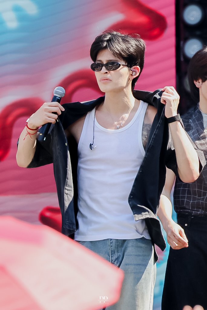 doublepjourney_'s tweet image. Hot มากกกกกก 🔥🔥🔥

#KingPowerSongkran2026
#JASPER
#ppnaravit @ppnaravit