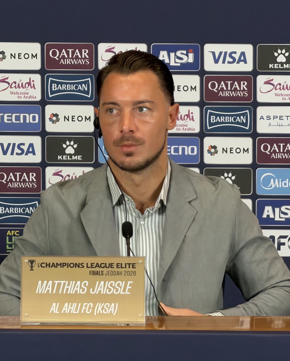 عمرو tweet media