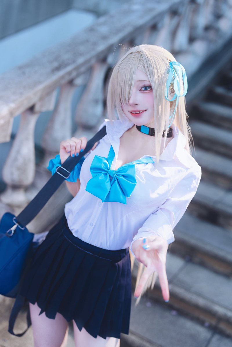 てての tweet media